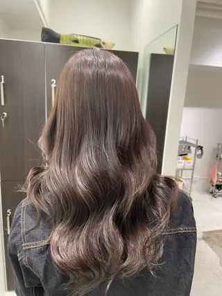 ロング カラー UNBIRTHDAY いずみのヘアスタイル