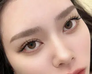 ネイル マツエク・マツパ アイブロウ Nail&eye Belire 新宿のネイルデザイン