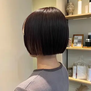 ショート 🩶EM ILY🩶のヘアスタイル