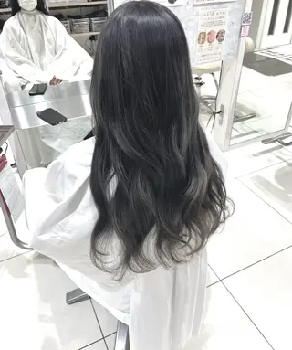 ロング カラー Misaki/ レイヤー/ウルフのヘアスタイル