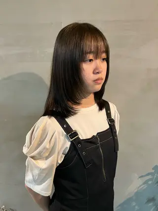 カラー 石江 奈琉のヘアスタイル