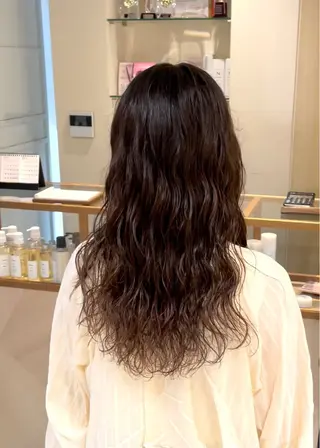 セミロング カラー パーマ 大石 陽菜のヘアスタイル
