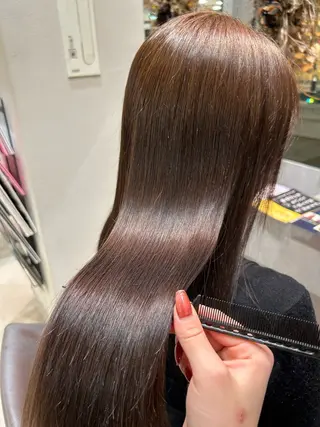 ロング Lolonois 森ノ宮【 yui 】のヘアスタイル