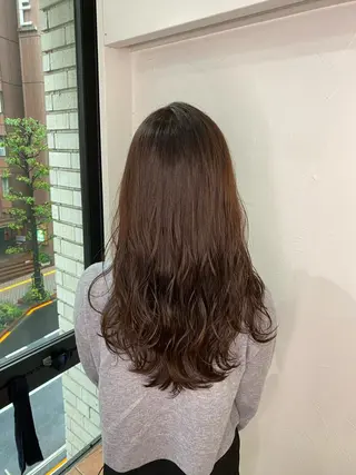 ロング ショート/レイヤー カット/服部タカノリのヘアスタイル