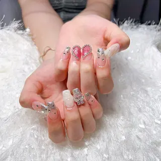 ネイル マツエク・マツパ アイブロウ Nail&eye Belire 新宿のネイルデザイン
