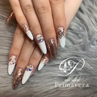 ネイル Primavera 新横浜🤍美フォルムのネイルデザイン