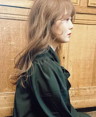 セミロング パーマ 古賀 侑磨のヘアスタイル