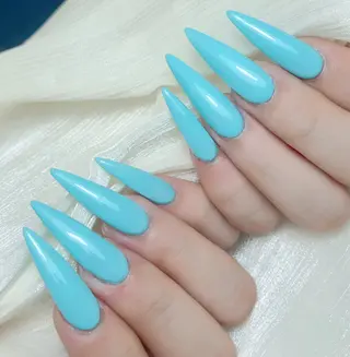ネイル M🌷nail 長さだし専門店のネイルデザイン