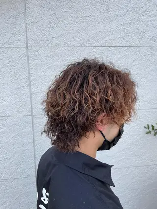 パーマ メンズ 鵜飼 真伍のヘアスタイル