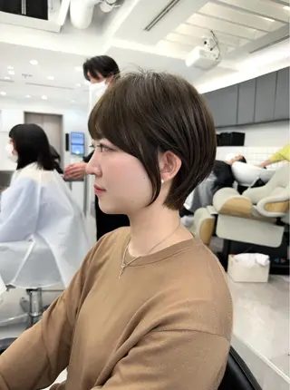 ショート ショートヘア くすみカラー、大場猛のヘアスタイル