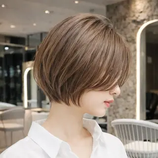 ショート カラー 《髪質改善✖️レイヤ ー🩶》ナオヤのヘアスタイル