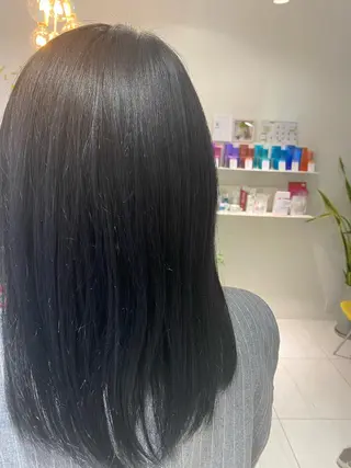 ロング カラー 浅野 匠のヘアスタイル