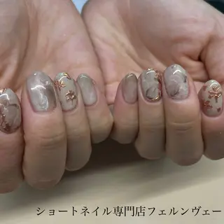 ネイル ショートネイル専門店 フェルンヴェー代々木のネイルデザイン