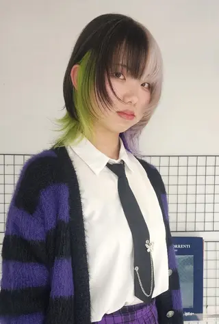 ミディアム カラー ハイトーン/ブリーチ /デザインカラーのヘアスタイル
