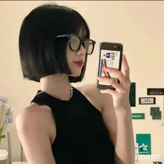 ミディアム カラー 縮毛矯正🤍 盛れるボブ/ひかりのヘアスタイル