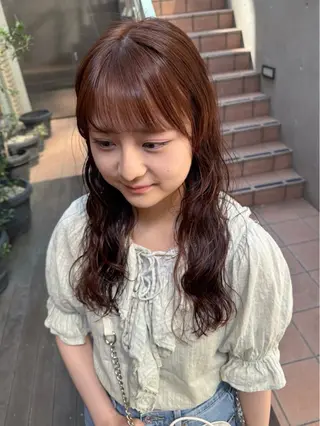 ミディアム パーマ 大橋 芽衣のヘアスタイル