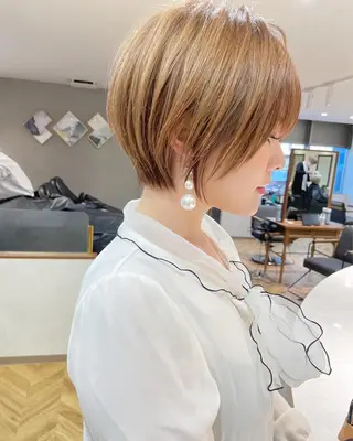 ショート Aster 店長 れおん✂️のヘアスタイル
