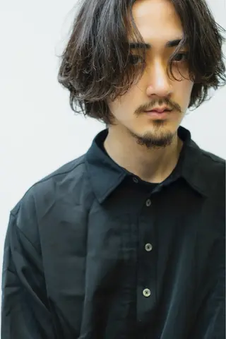 カラー パーマ メンズ 塔尾 真那のヘアスタイル