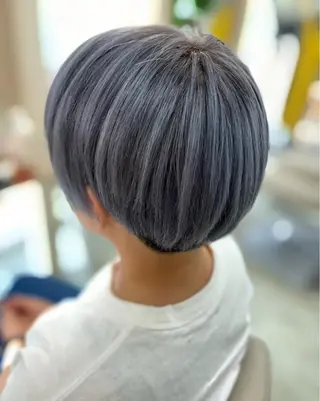 ショート カラー Ash銀座店💜 misaのヘアスタイル