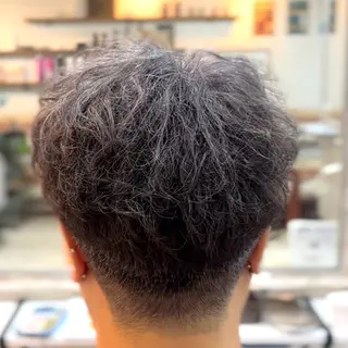 ショート カラー パーマ 💥桜木町メンズ専門 💥ルキのヘアスタイル