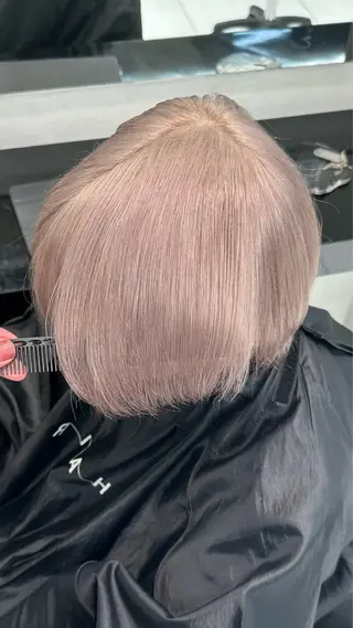 ショート カラー 🩵ニュアンスカラー 🩵ブリーチ/RENのヘアスタイル