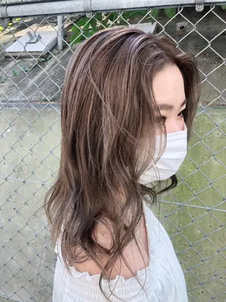 ミディアム 6月以降は渋谷で受付 ツダケイタロウのヘアスタイル