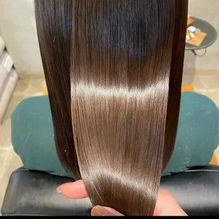 ロング 辻 里奈のヘアスタイル