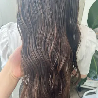 ロング 𝐚𝐨𝐢🩰/ パーソナルカラーのヘアスタイル