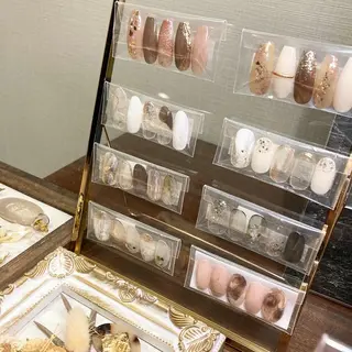 ネイル Montrésor 名古屋ネイルサロンのネイルデザイン