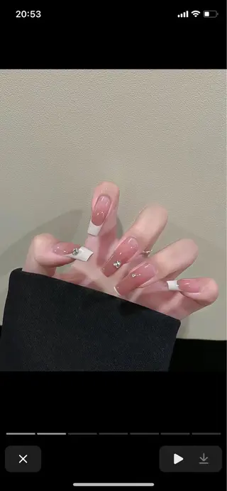 ネイル エリ🫧 nail池袋東口のネイルデザイン