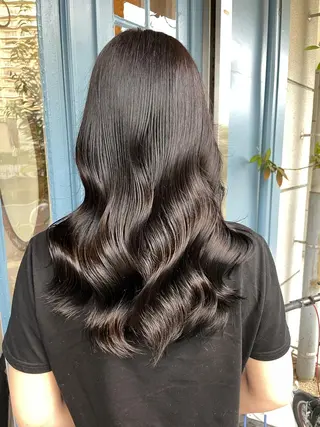 ロング 齋藤 樹里のヘアスタイル