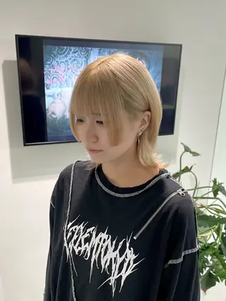 ショート 西山祐生/ハイトーン /ケアブリーチ/艶髪のヘアスタイル