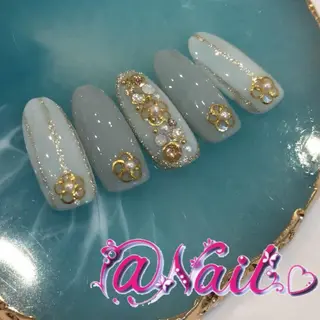 ネイル 小尾 栞のネイルデザイン