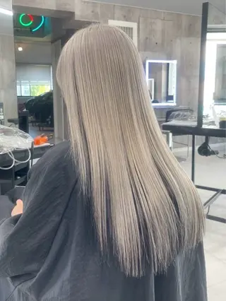 ミディアム カラー パーマ ヘアアレンジ メンズ キッズ レイヤー×ハイトーン / mihana🪐のヘアスタイル