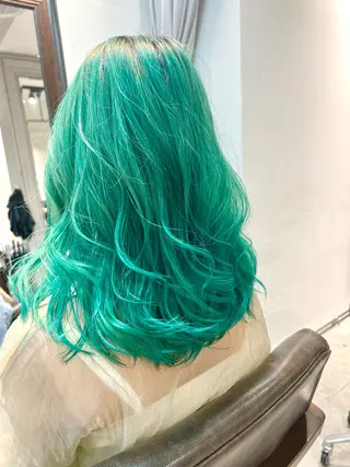 セミロング カラー ヘアアレンジ 🌈インナーカラー ‘ショウマ’🌈のヘアスタイル