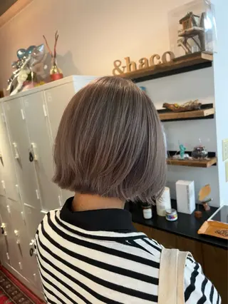 ショート カラー 渡邊 理央のヘアスタイル
