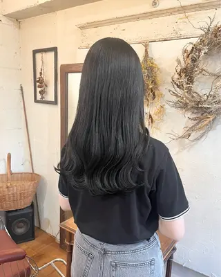 ロング カラー 暗髪とオリーブ🌿 渡辺拓人のヘアスタイル