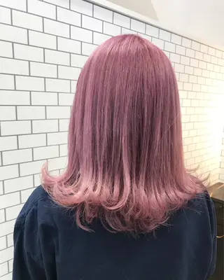 ミディアム GENDER hair &eyeのヘアスタイル