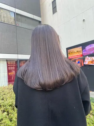 セミロング ネイル デザインカラー/ボブ ブリーチカラー/ユリのヘアスタイル