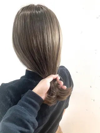 セミロング ショート✨ボブ✨代表 新田見美仁のヘアスタイル