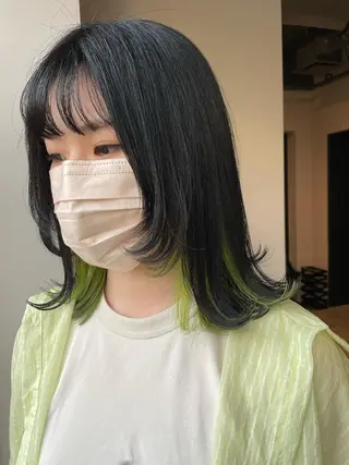 ショート カラー ブリーチ👩🦳/ ✂︎MANAMIのヘアスタイル