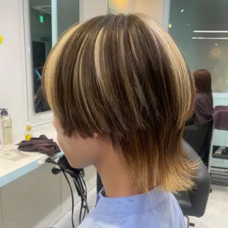 ショート カラー 【美髪矯正/絹髪】 🎀hinano🎀のヘアスタイル