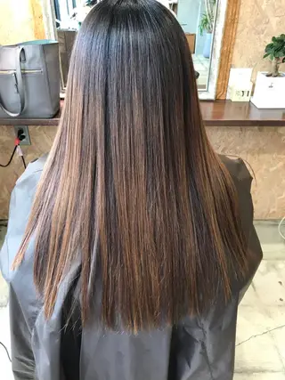 ロング さの あやねのヘアスタイル