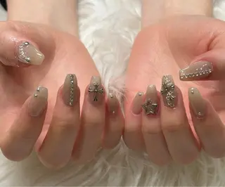 ネイル shiori .のネイルデザイン