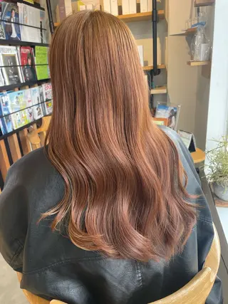 ロング チグサ ミウのヘアスタイル