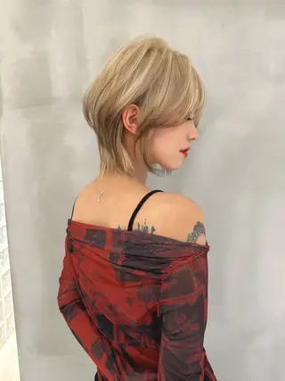 ショート カラー 透明感✖️暖色 shuheiのヘアスタイル