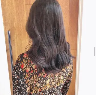 セミロング カラー HATSUMEI ゆうまのヘアスタイル