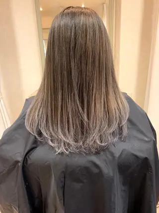 ロング Lit.豊橋 夏目のヘアスタイル