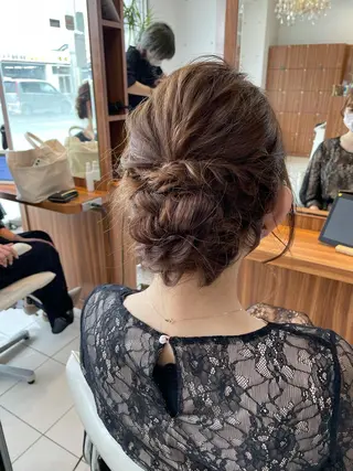 セミロング ヘアアレンジ ☪︎⋆ hair & eye yuka˚✩のマツエク・マツパデザイン
