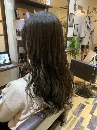 ロング カラー サトウ シューイチのヘアスタイル